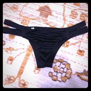 VS  cheeky swimsuit bottoms